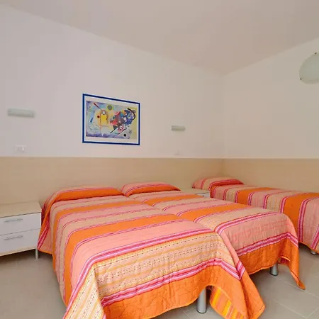 Apartment Cozy For Families With Balcony