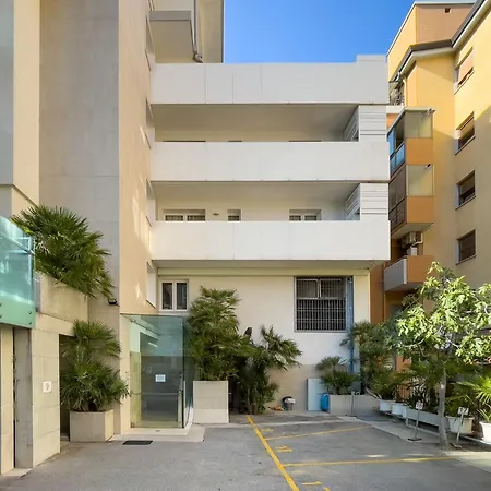 Cozy For Families With Balcony Apartment *